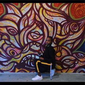 Meet your Posher, Gabby